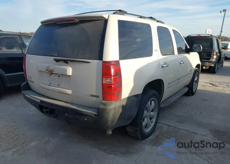 2010 Chevrolet Tahoe Ltz из США, поврежденный, VIN 1GNUCCE00AR100784